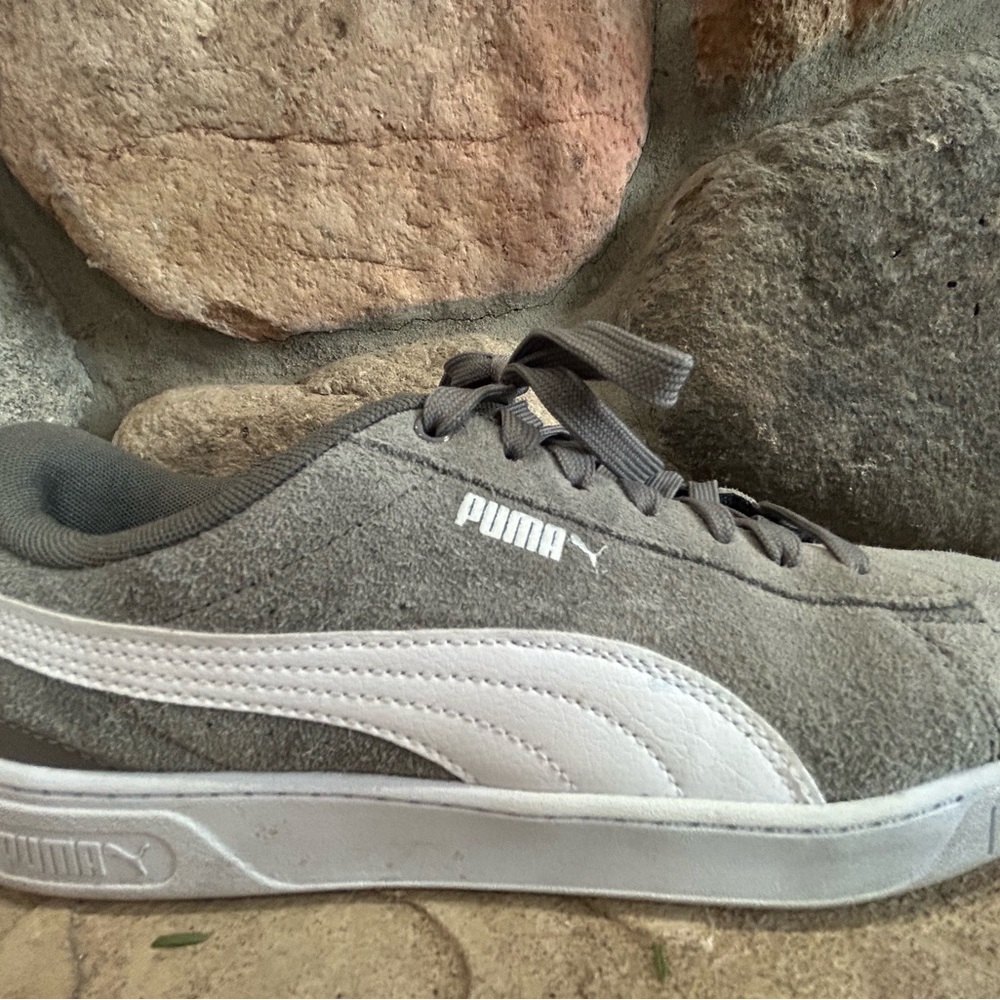 Puma Soft Foam women’s size 8.5 sneaker